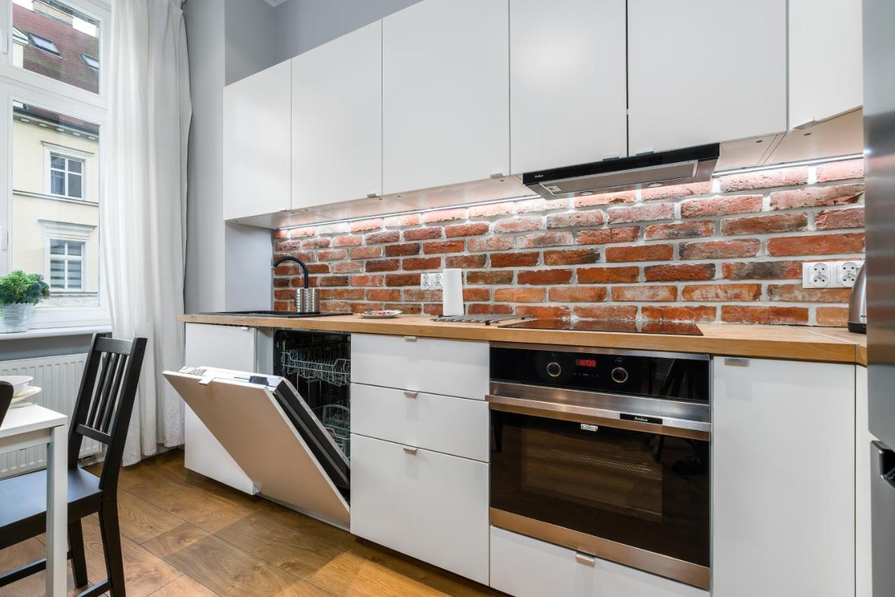 Old Town Apartment Garbary By Noclegi Renters Poznan Exterior foto